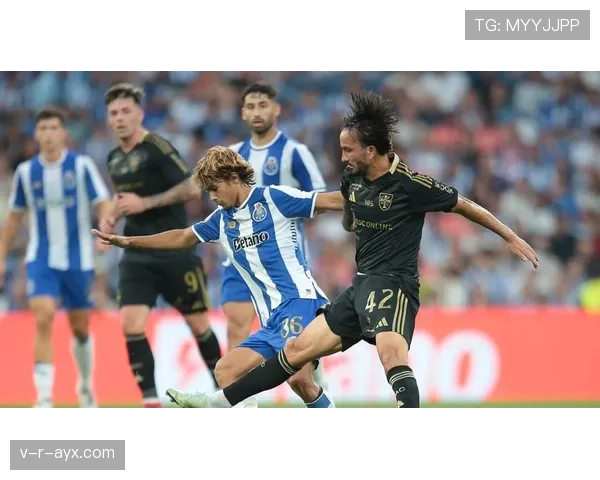 波尔图强势登顶，续写葡超连冠传奇