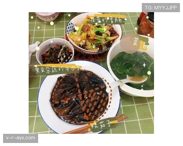 昌雅妮训练完随手啃个苹果，这自律日常真让人服了